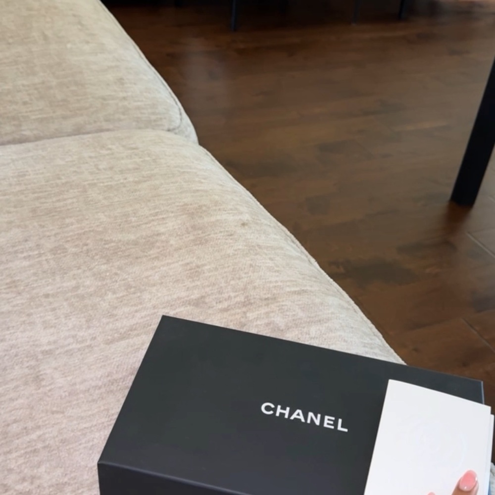Chanel Black Quilted Leather Wallet with Metallic Detail - Picture 9 of 11